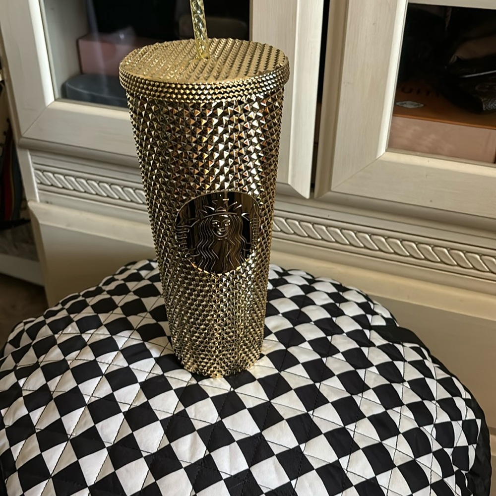 New Starbucks tumbler  25 oz